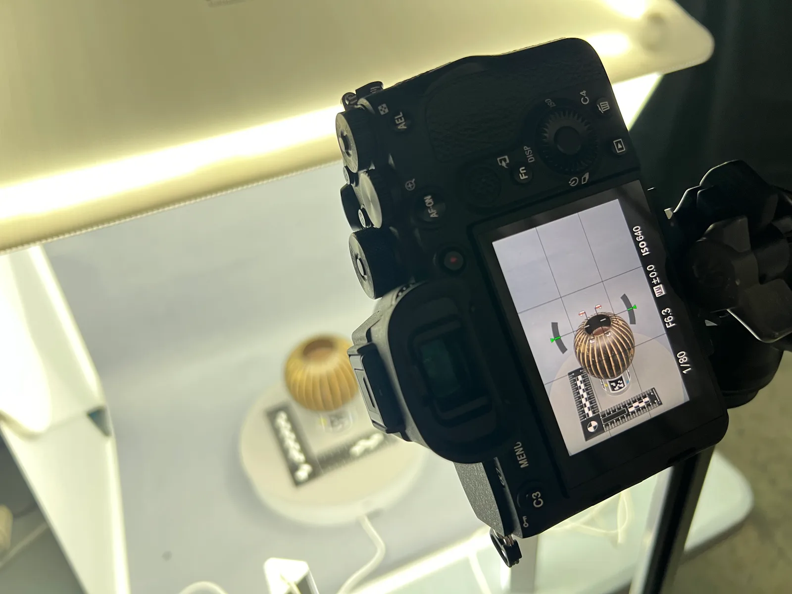 Photogrammetry capture of a small prop on a turntable in a light tent
